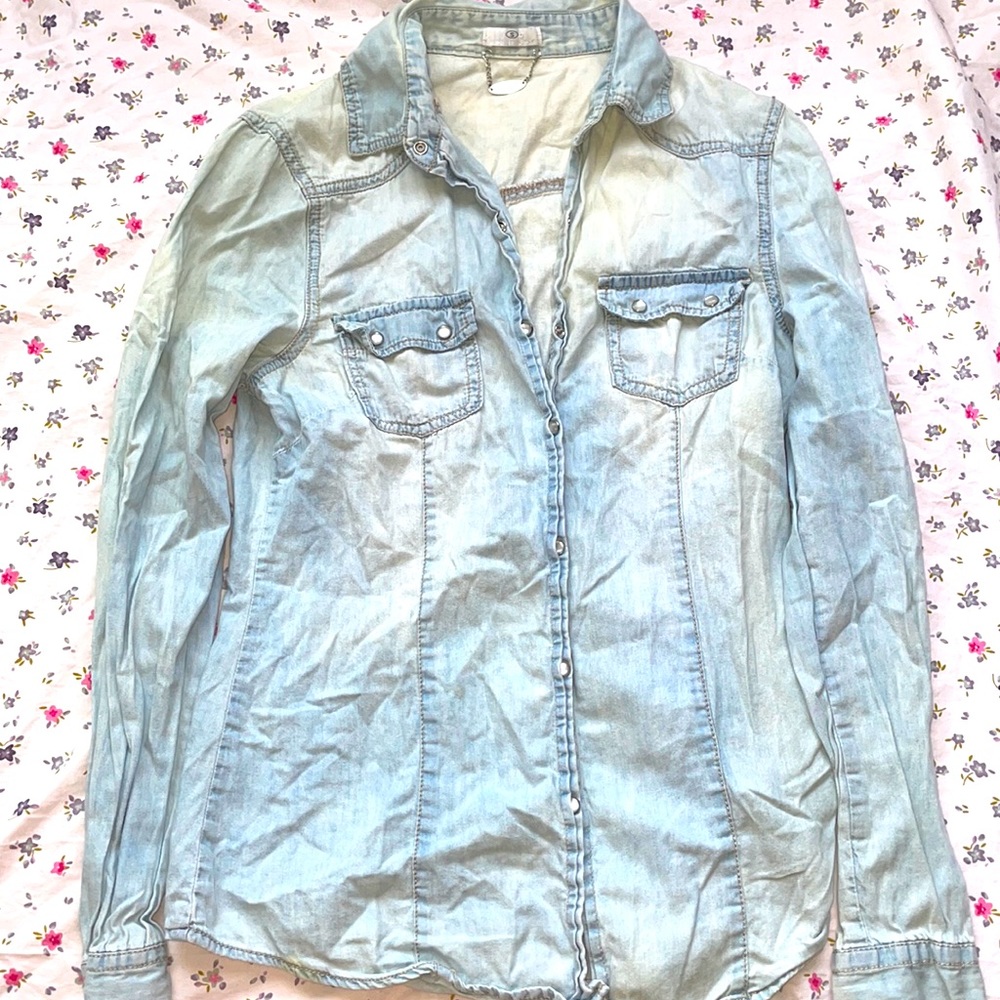⚡️⚡️Jean button down shirt